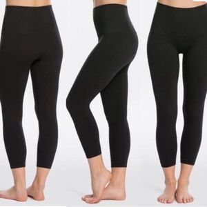 NEW SPANX BLACK CROPPED LAMN LEGGINGS